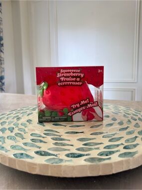 Sunny Days - Jumbo Strawberry 🍓